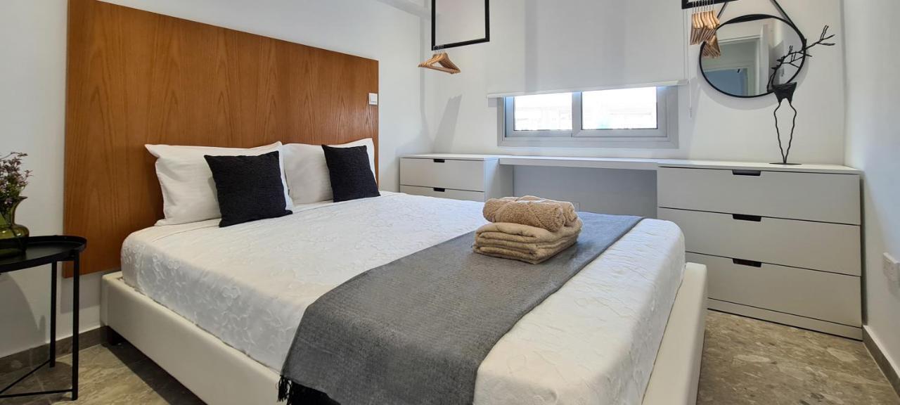 Phaedrus Living: Seaside Luxury Flat Lighthouse 69 Appartement Paphos Buitenkant foto